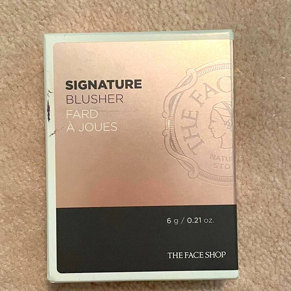 The face shop signature blusher 01 signature pink blush brand new in box